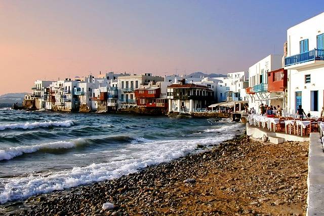 Comment se déplacer entre les îles en Grèce?